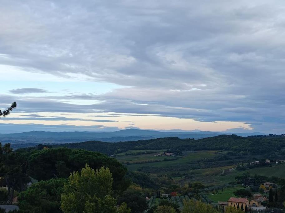 Splendido Ampio Appartamento A Montepulciano Ngoại thất bức ảnh